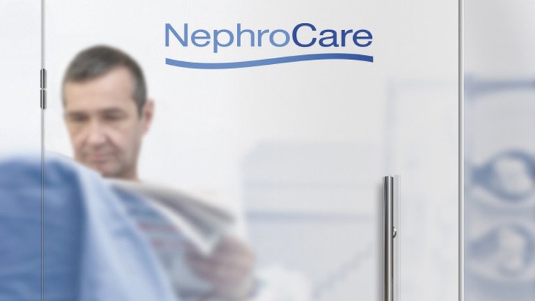 NephroCare entrance door