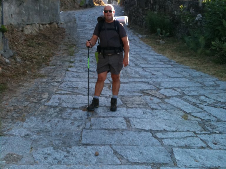 [Translate to Schweiz - deutsch:] [Translate to Germany - deutsch:] Patient on his way to the Camino de Santiago route